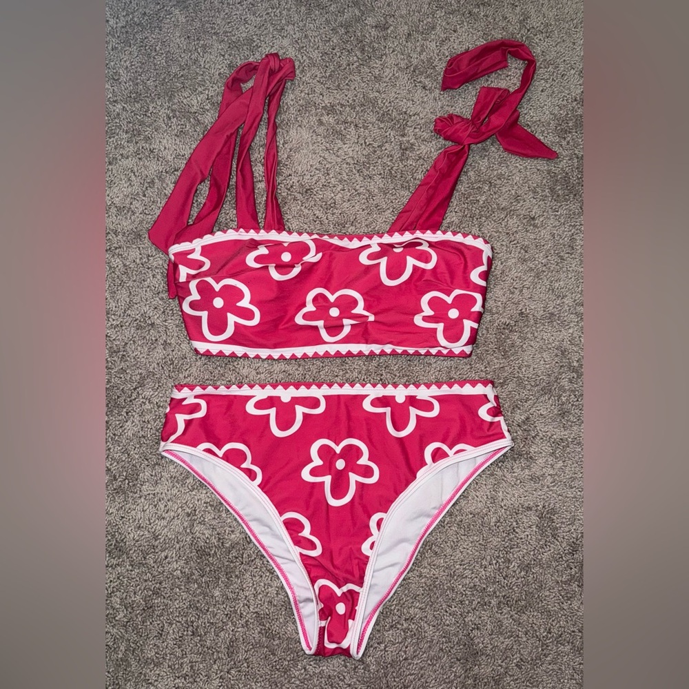 SHEIN pink Floral Bikini Set